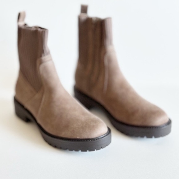 Dolce Vita Orelia Ladies' Stretch Knit Bootie Mushroom - Picture 3 of 6